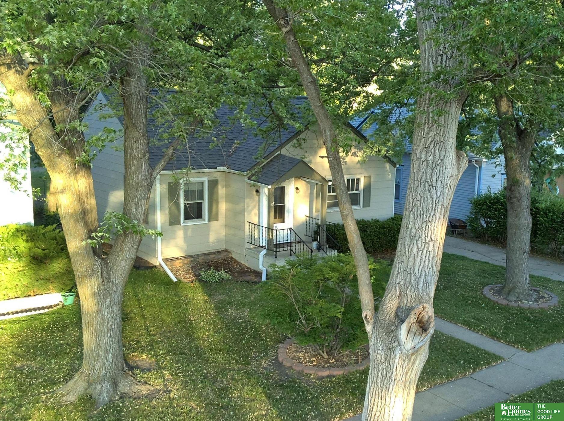 320 N College Avenue