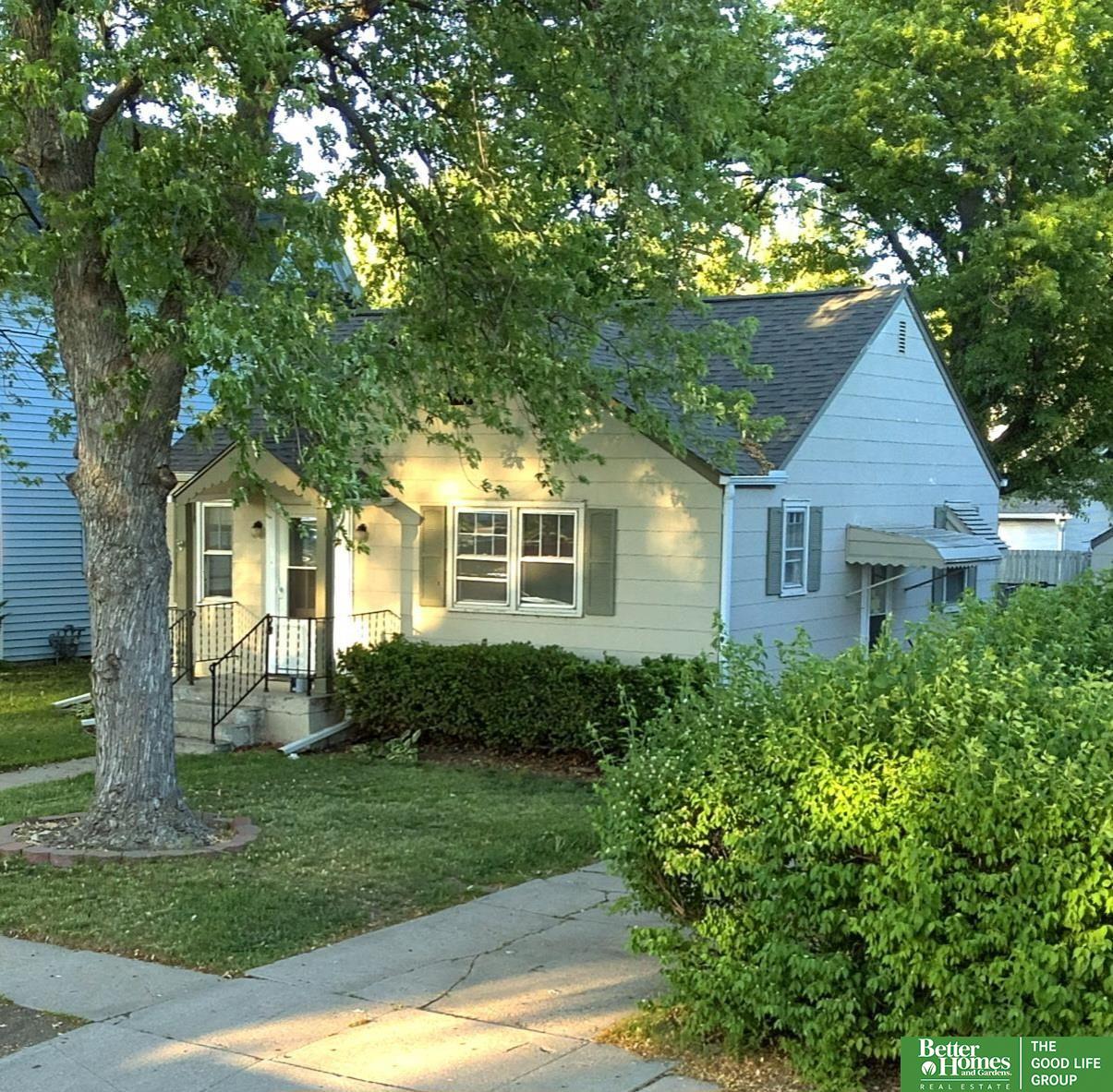 320 N College Avenue