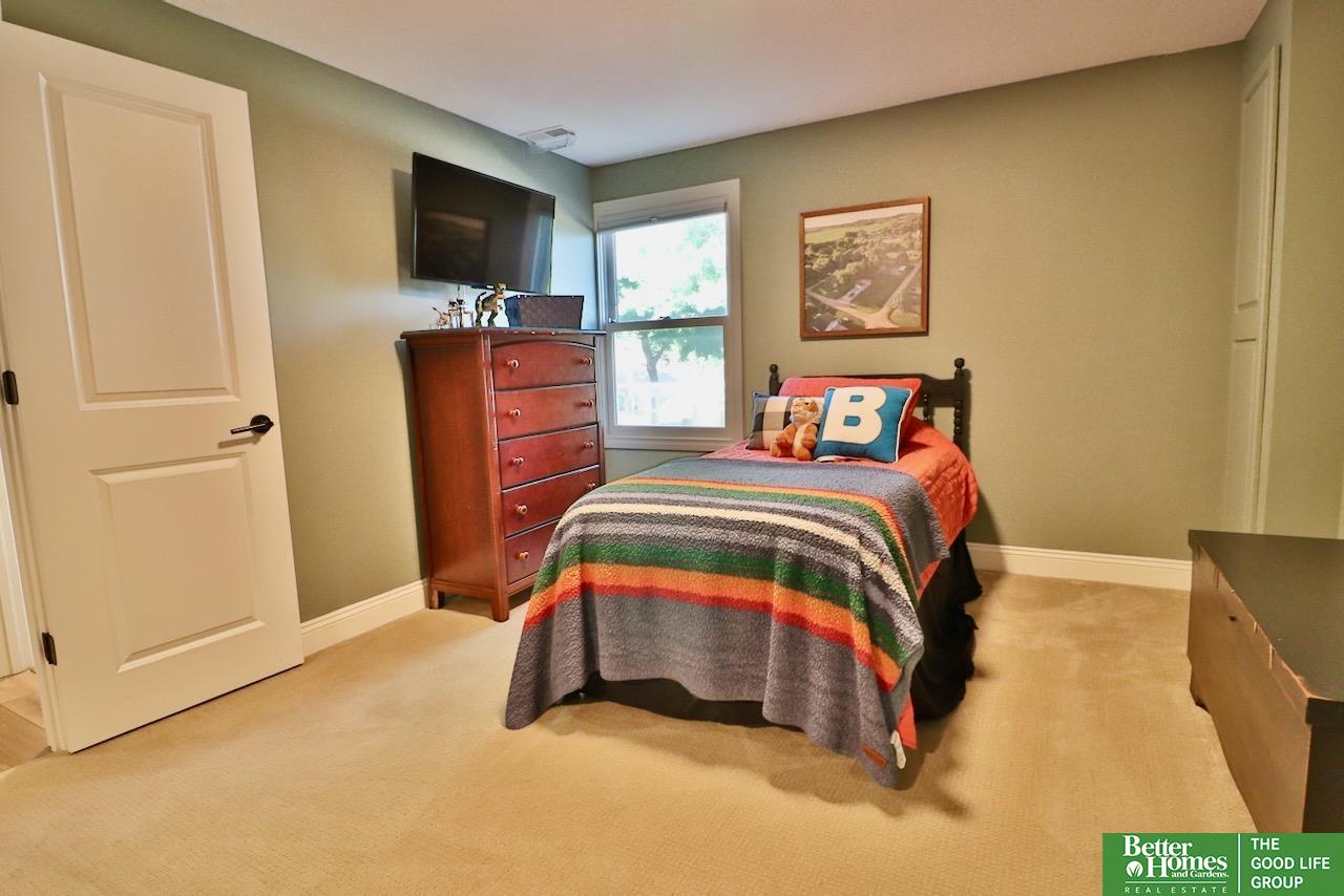 2025 N 101 Circle