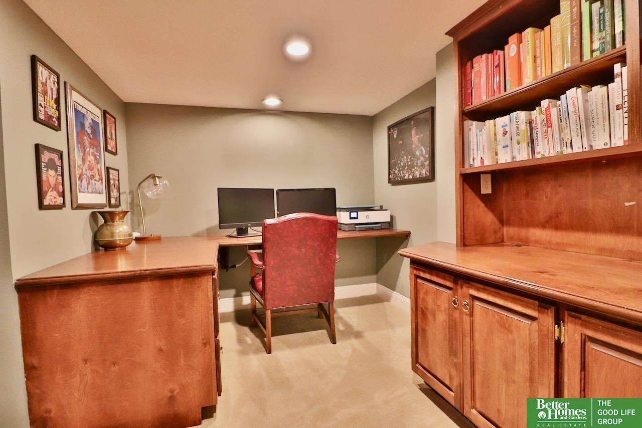 2025 N 101 Circle