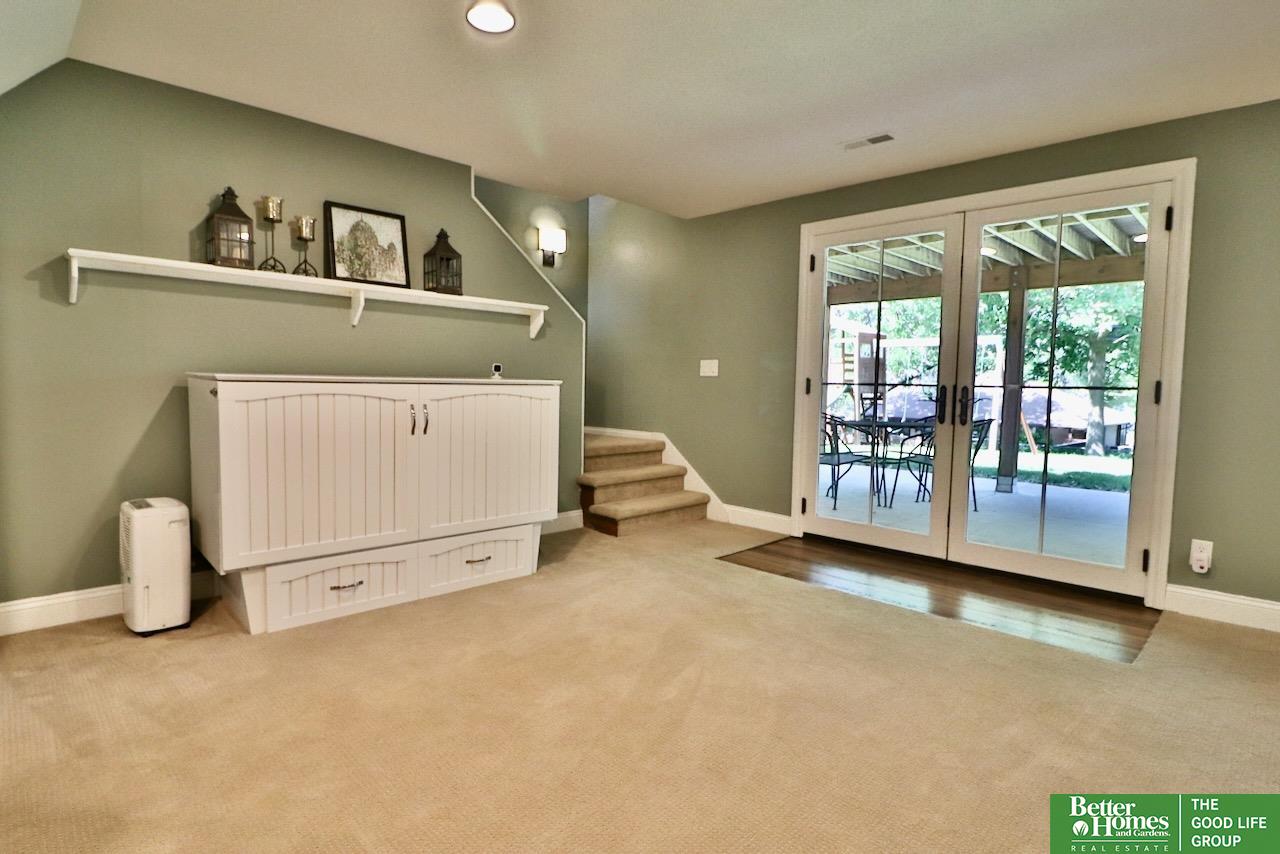 2025 N 101 Circle