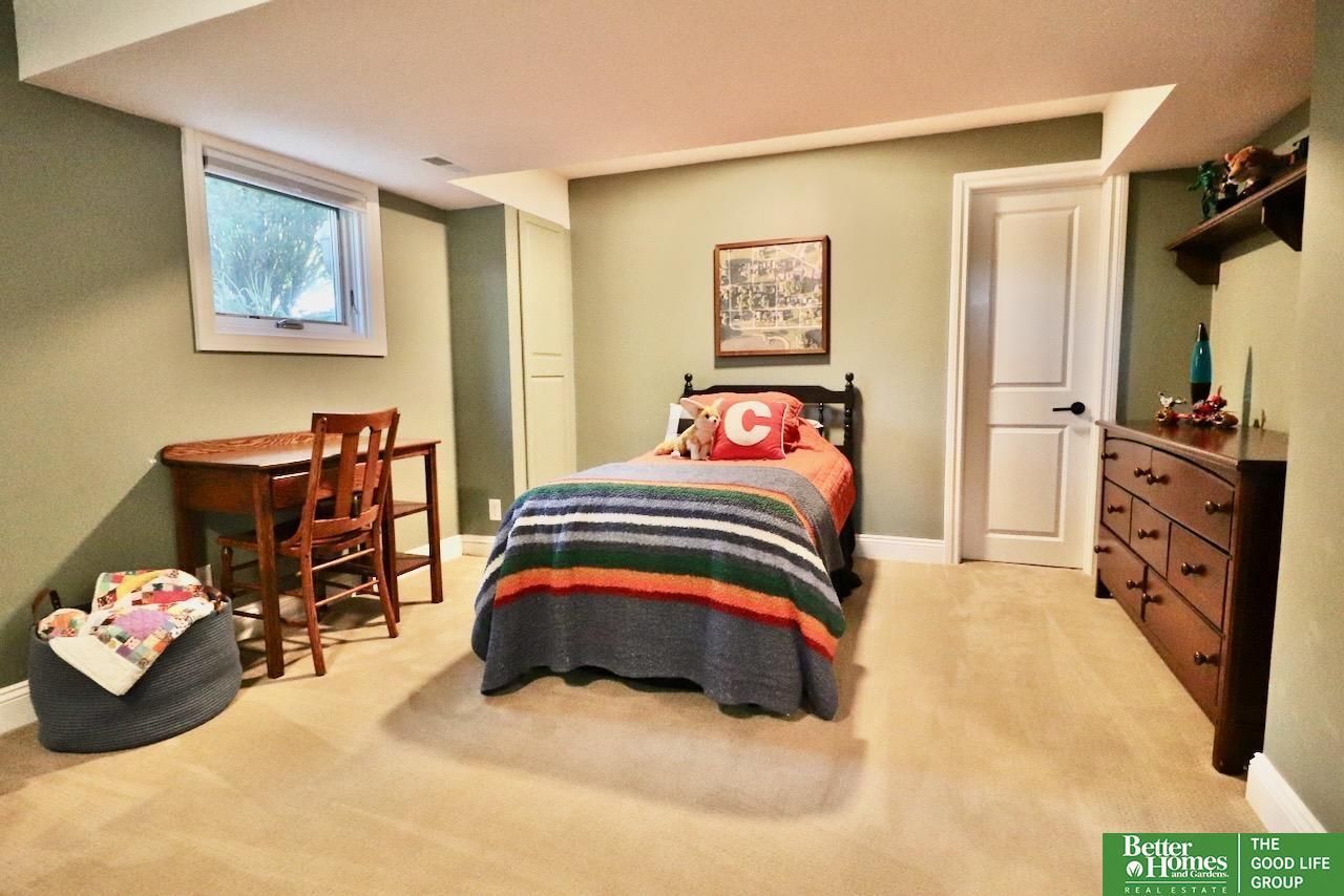2025 N 101 Circle