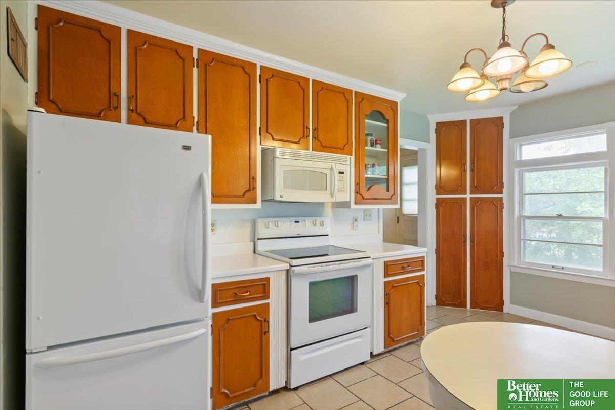 844 S 88th Street