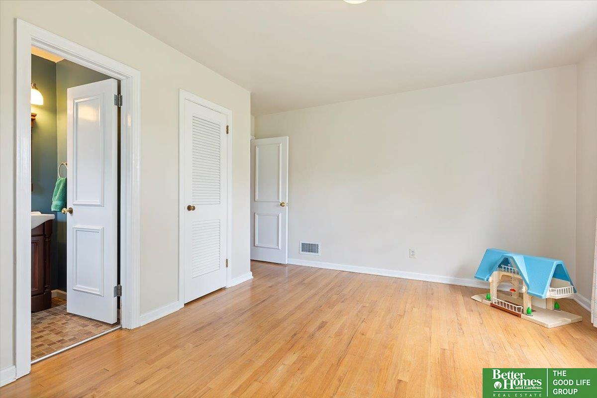 844 S 88th Street