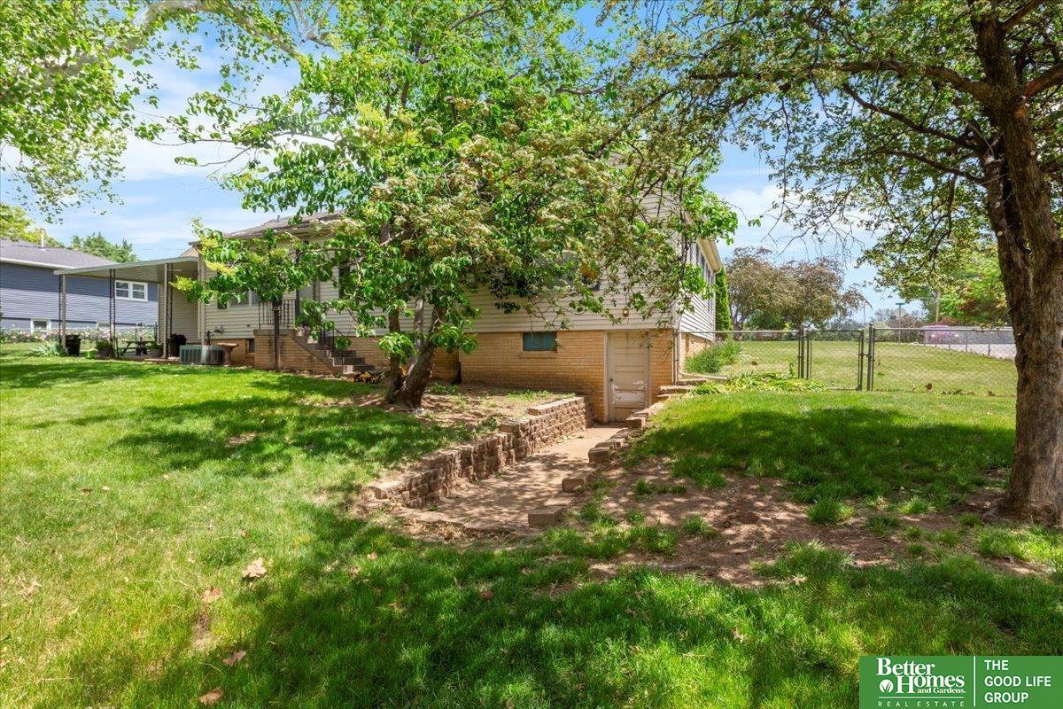 844 S 88th Street