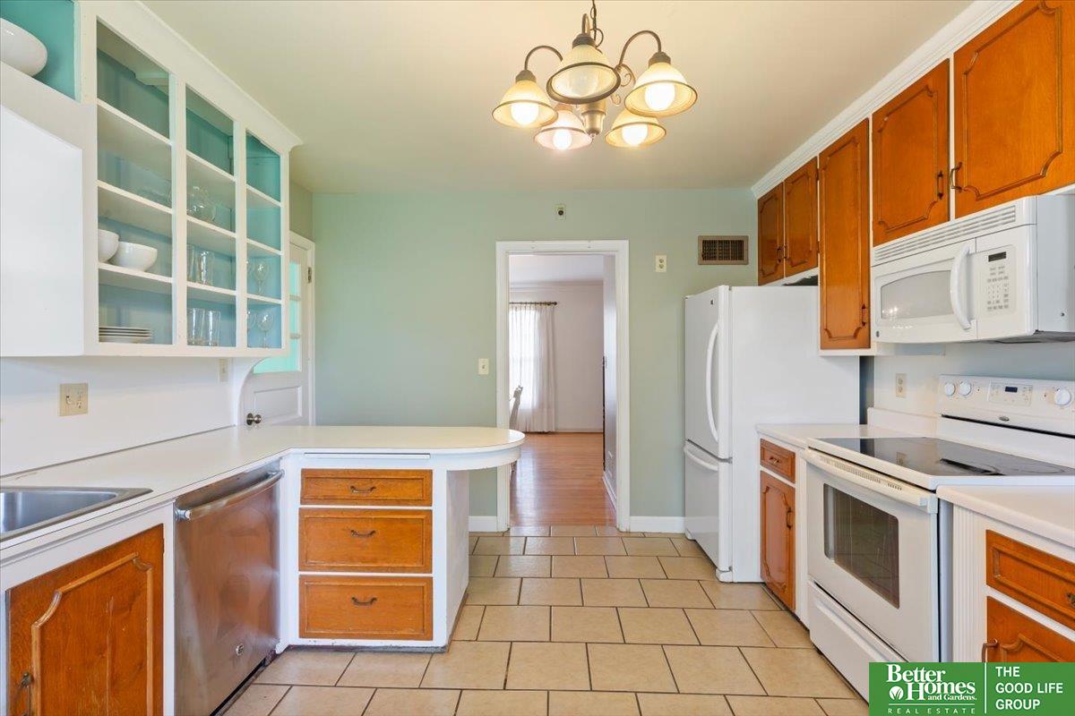 844 S 88th Street