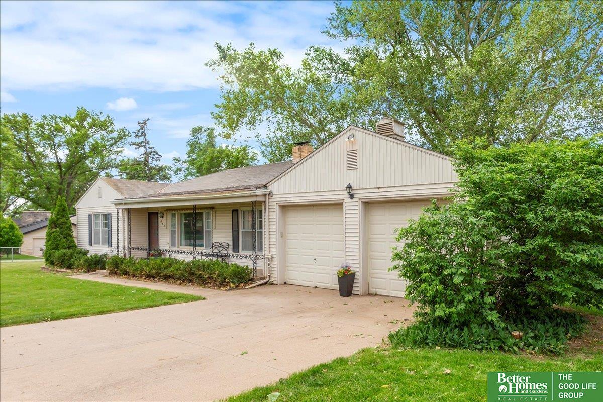 844 S 88th Street