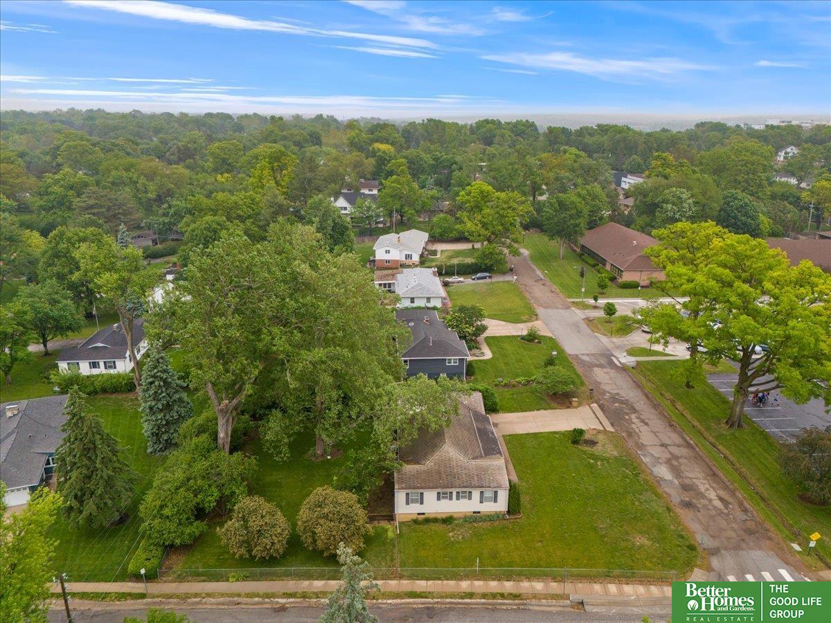 844 S 88th Street