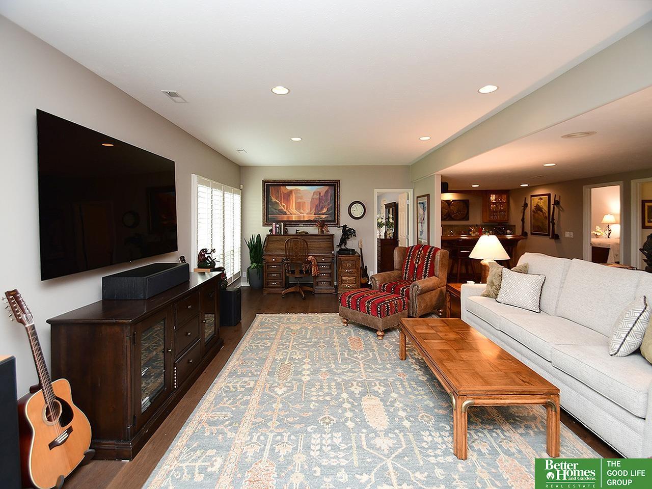 111 Longwood Drive