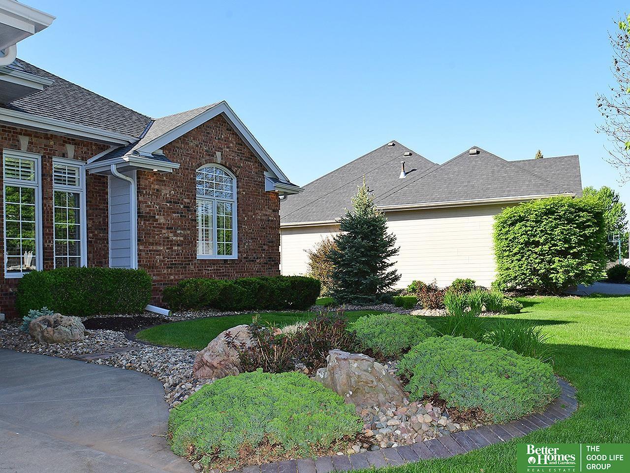 111 Longwood Drive