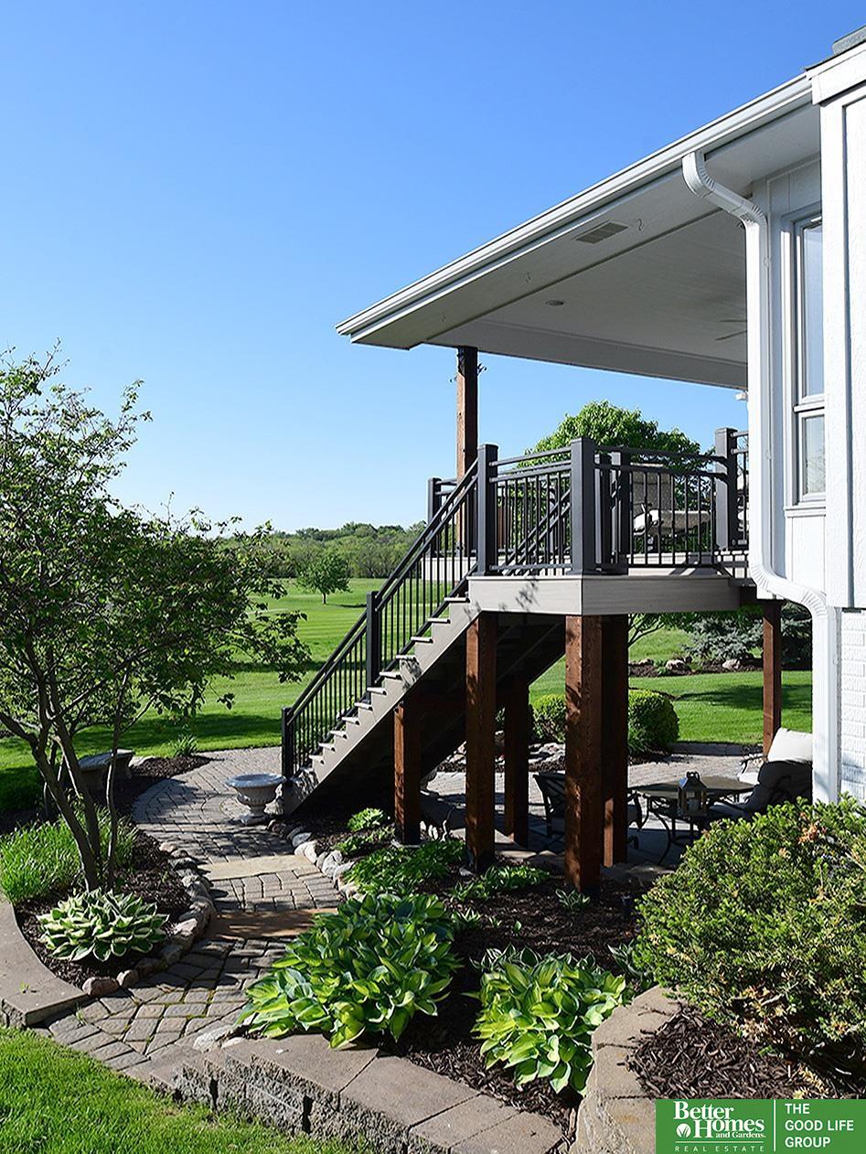 111 Longwood Drive