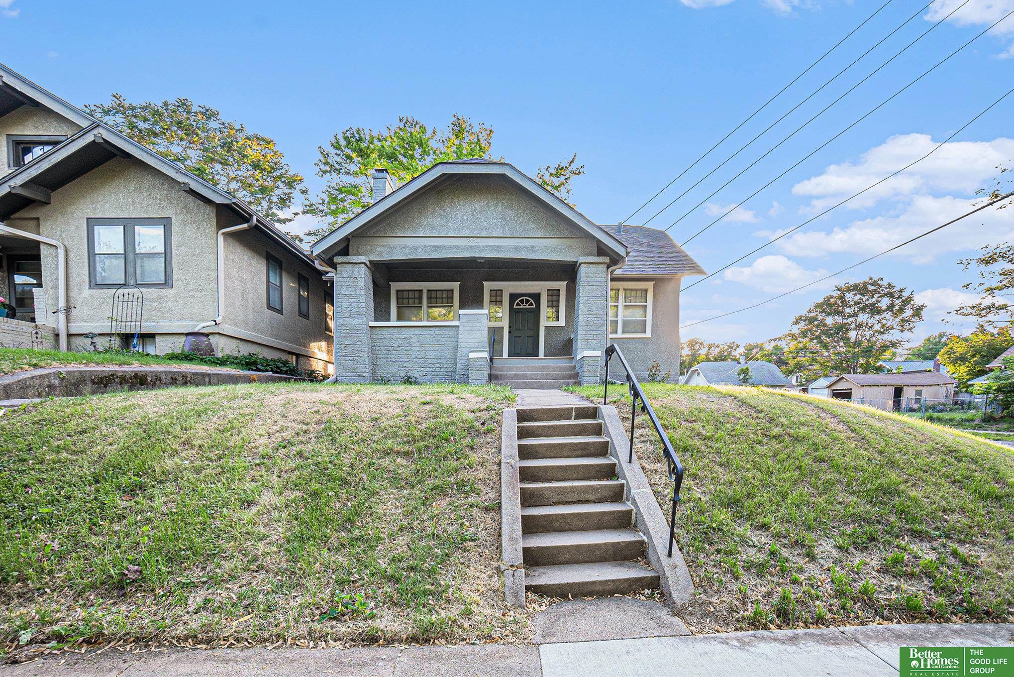 2554 N 48 Avenue