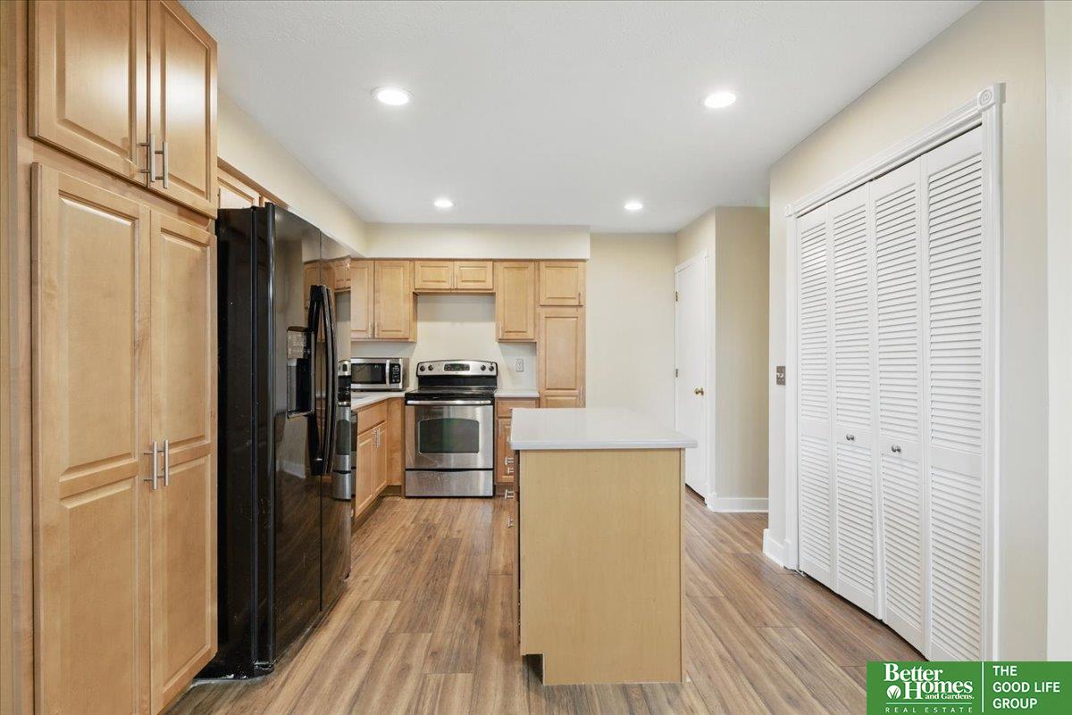 5143 S 126 Plaza # 22