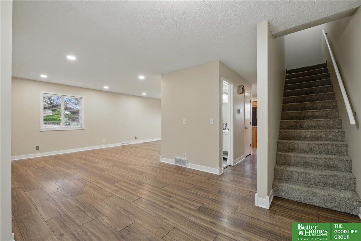 5143 S 126 Plaza # 22
