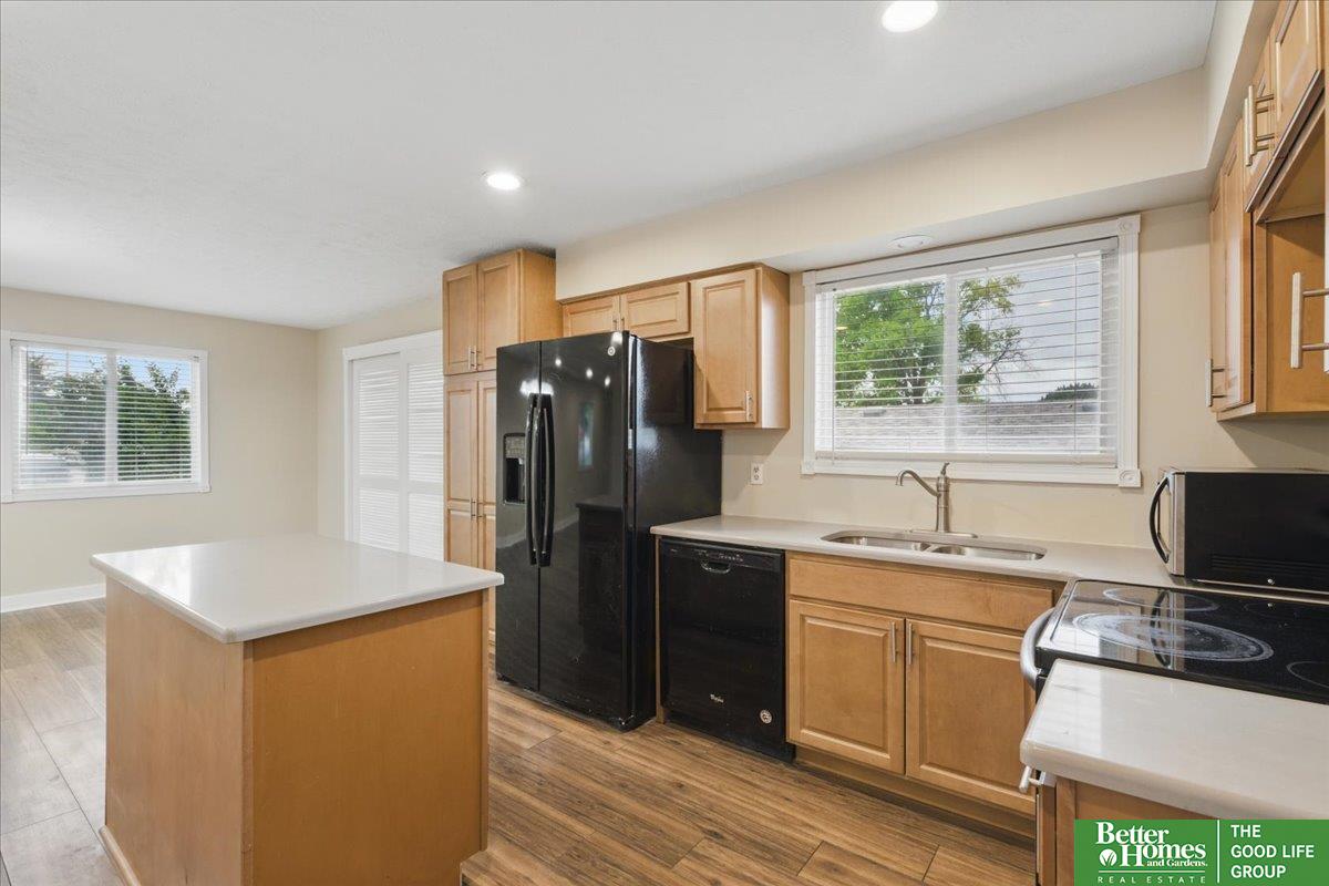5143 S 126 Plaza # 22