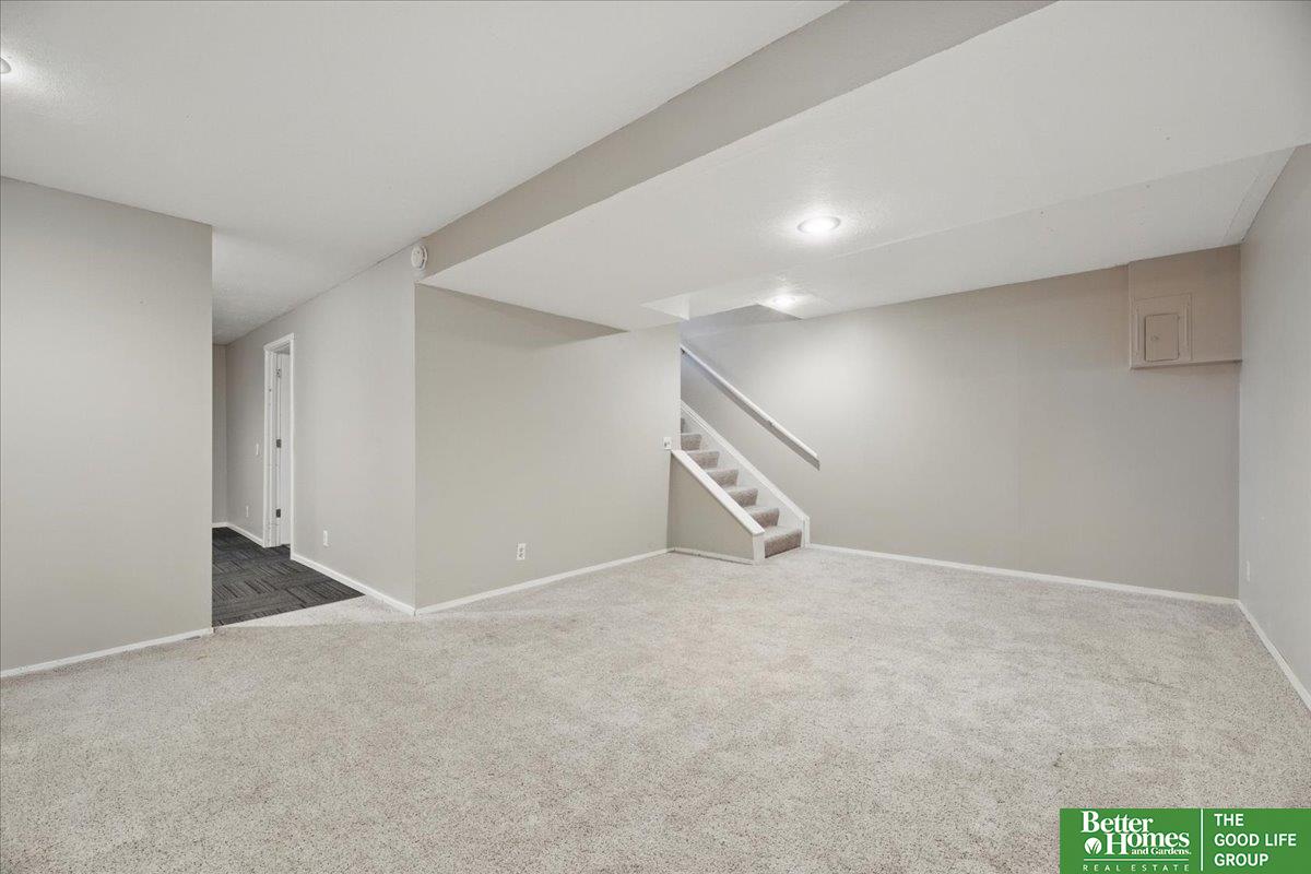 5143 S 126 Plaza # 22