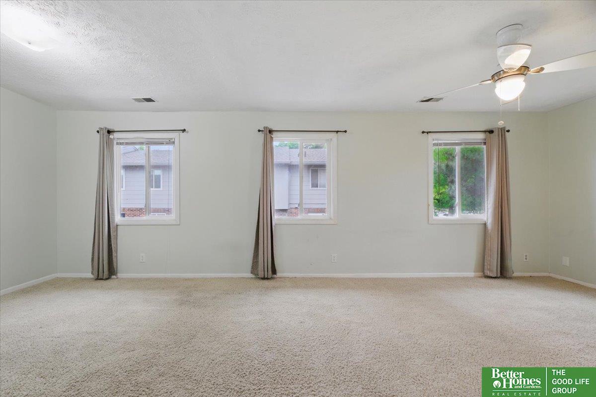 5143 S 126 Plaza # 22