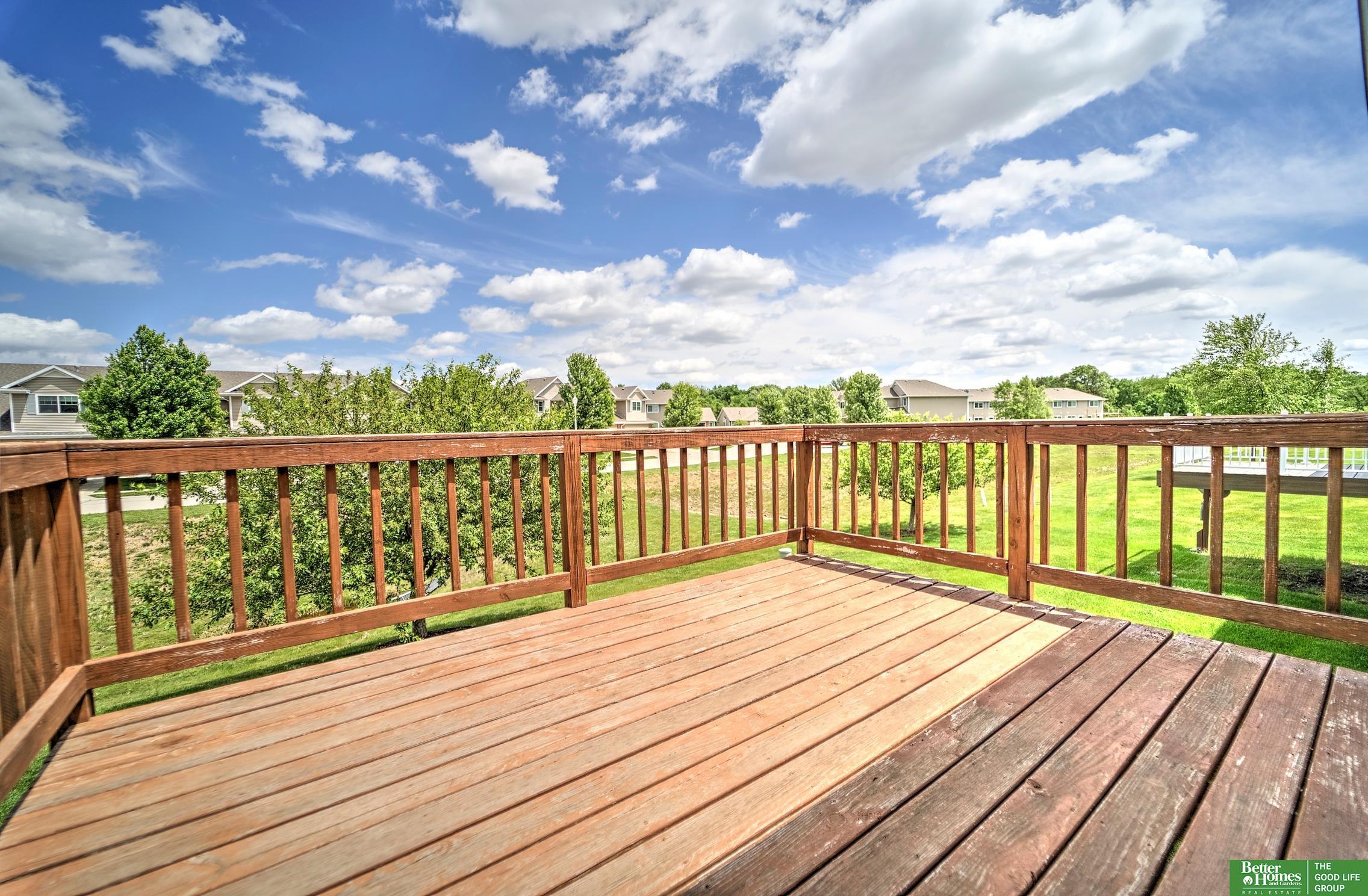 6200 Maple View Drive