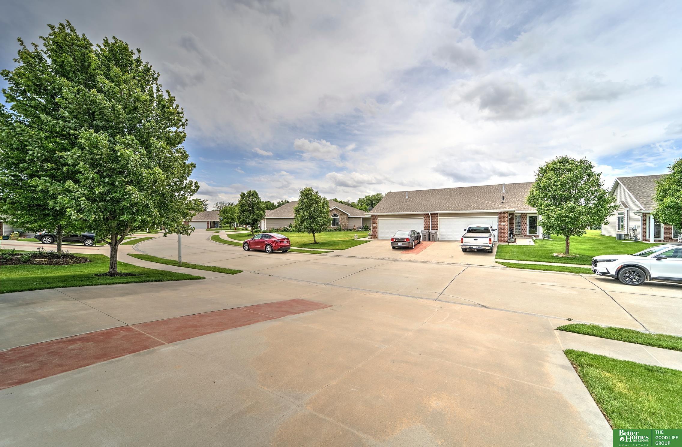 6200 Maple View Drive