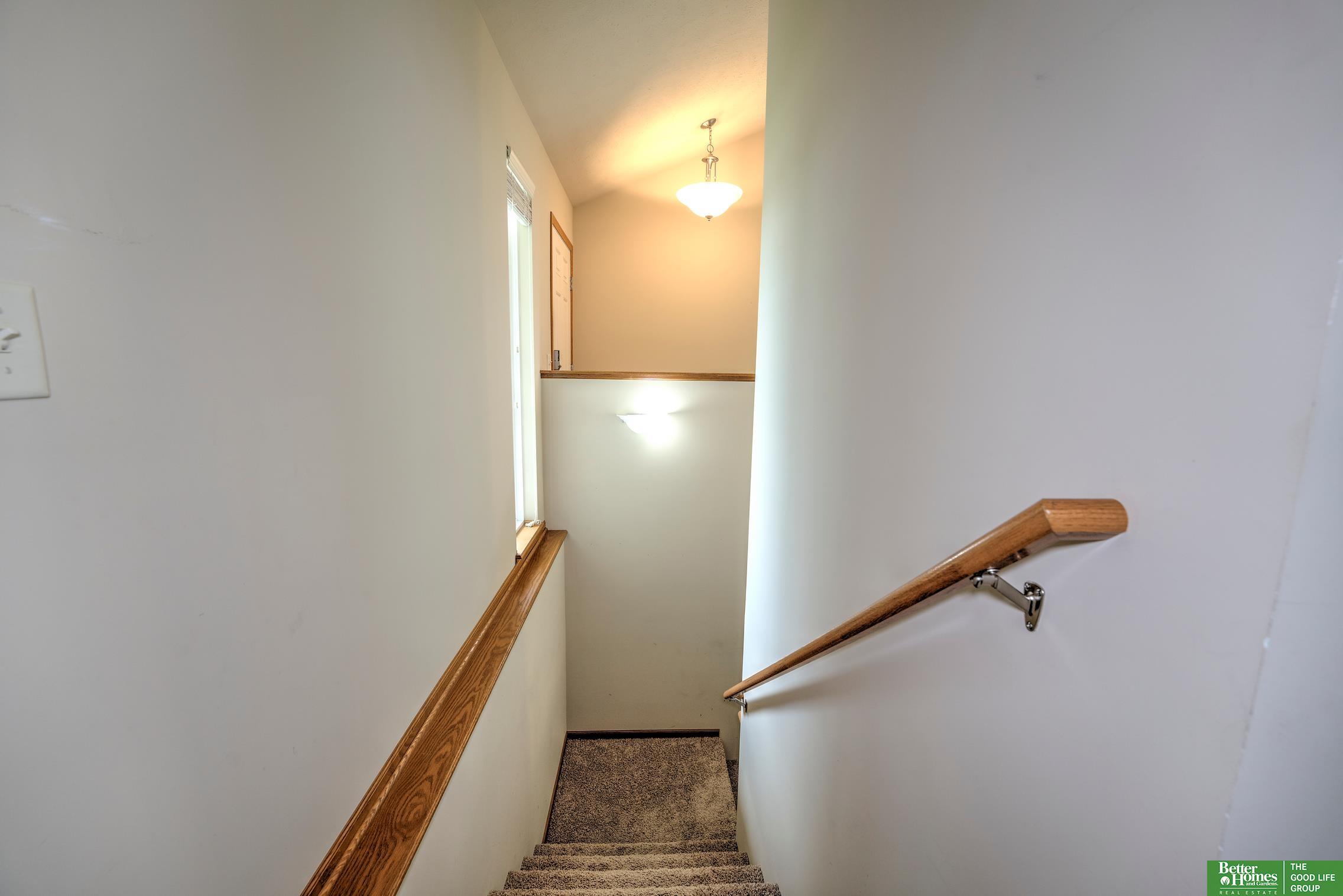 6200 Maple View Drive