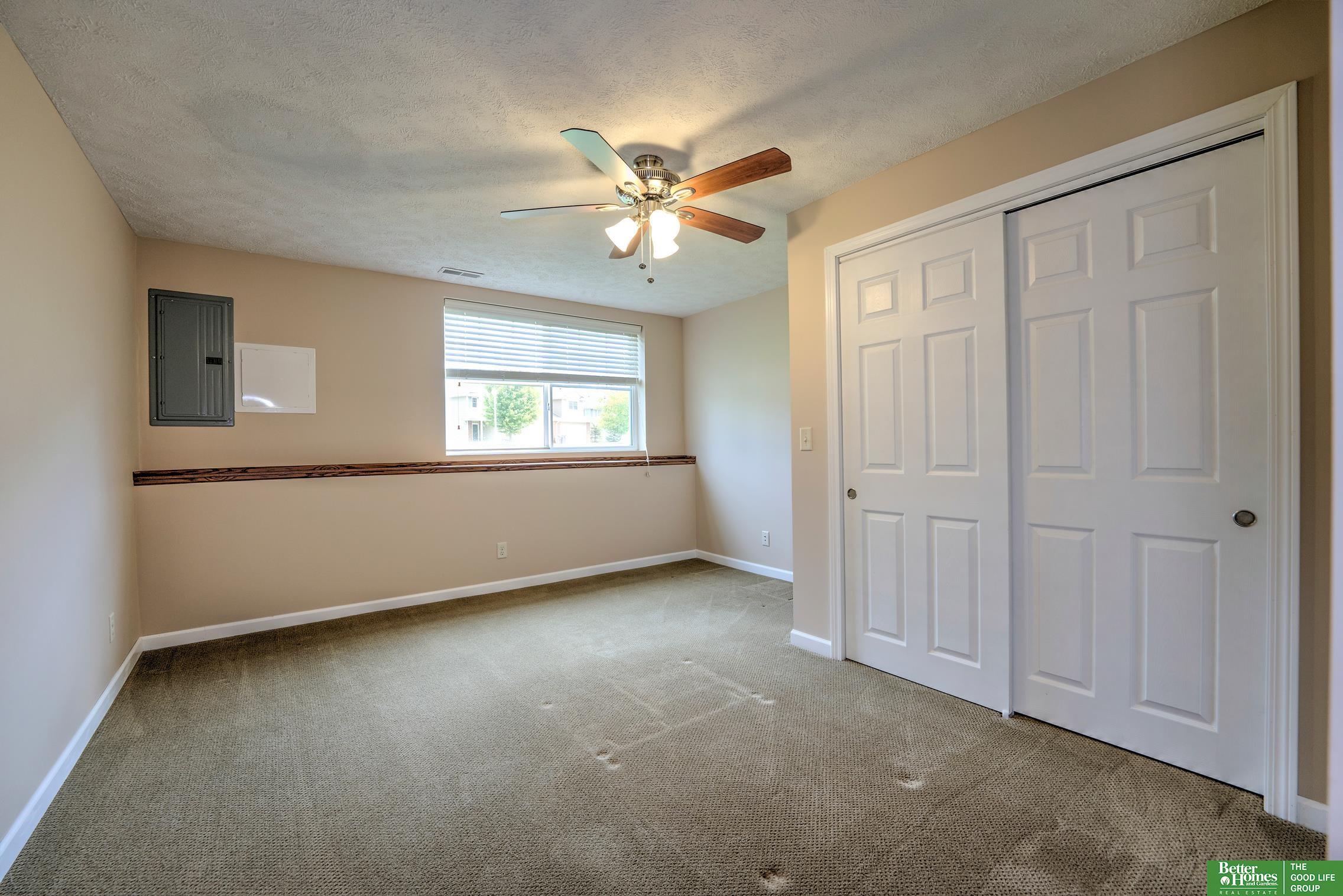 6200 Maple View Drive