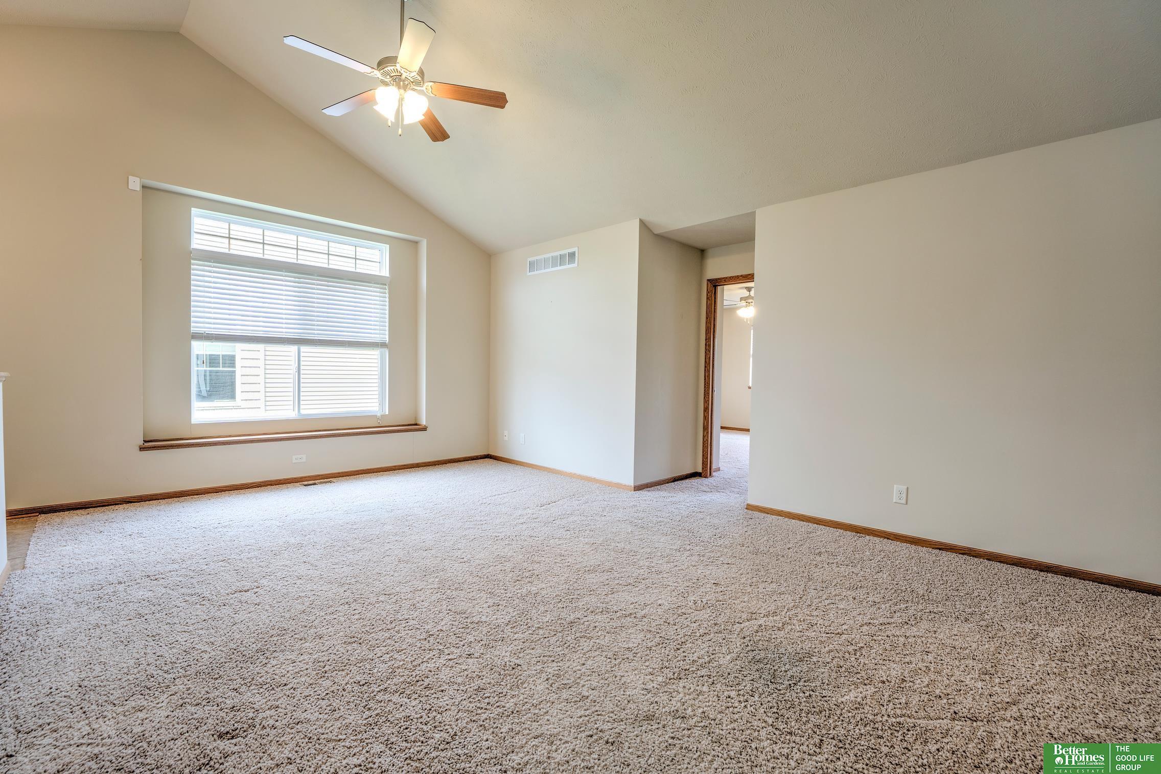 6200 Maple View Drive