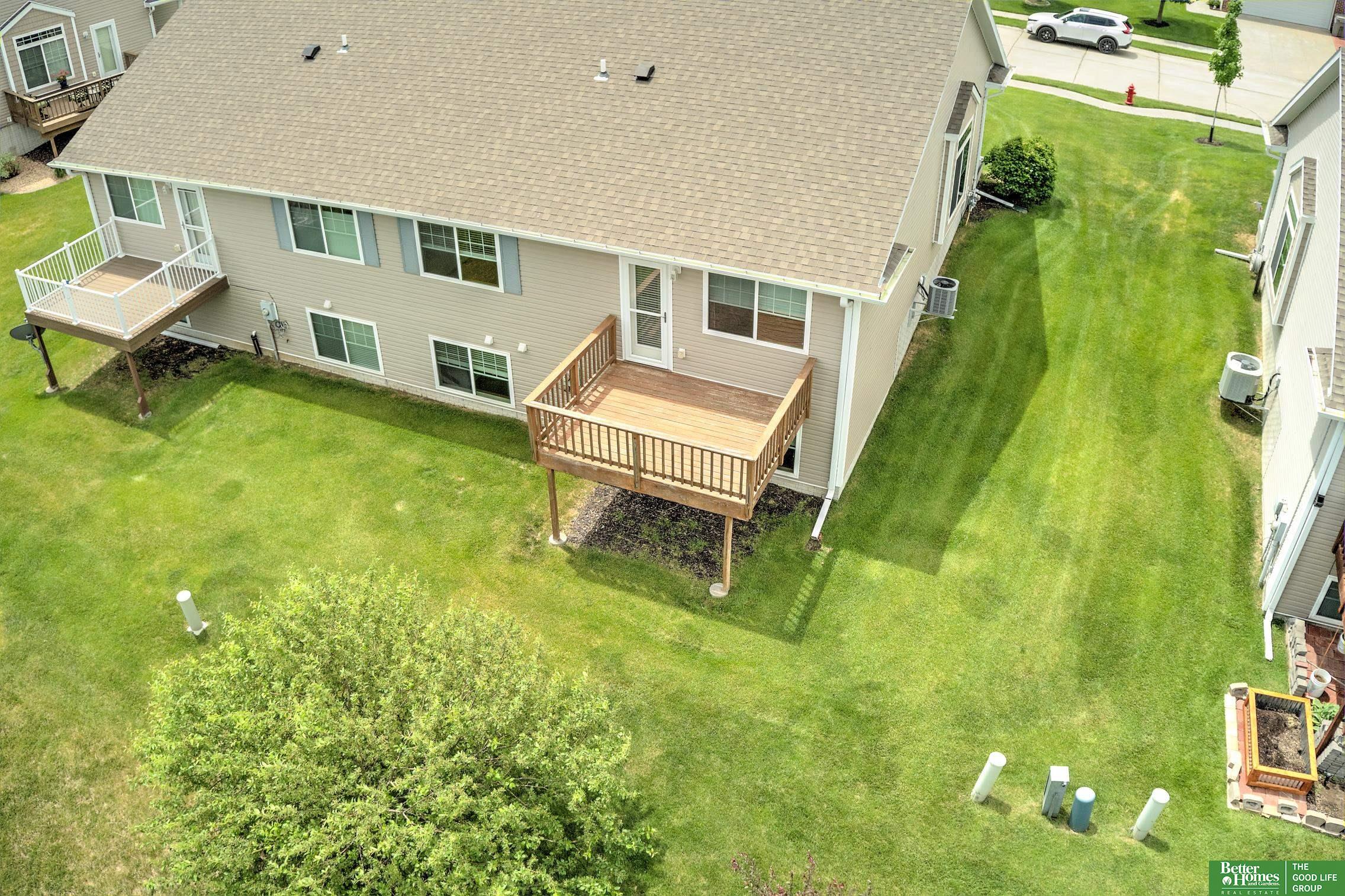 6200 Maple View Drive
