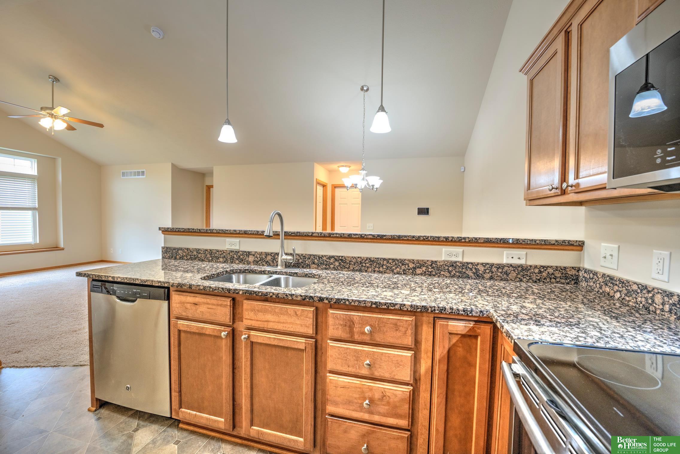 6200 Maple View Drive