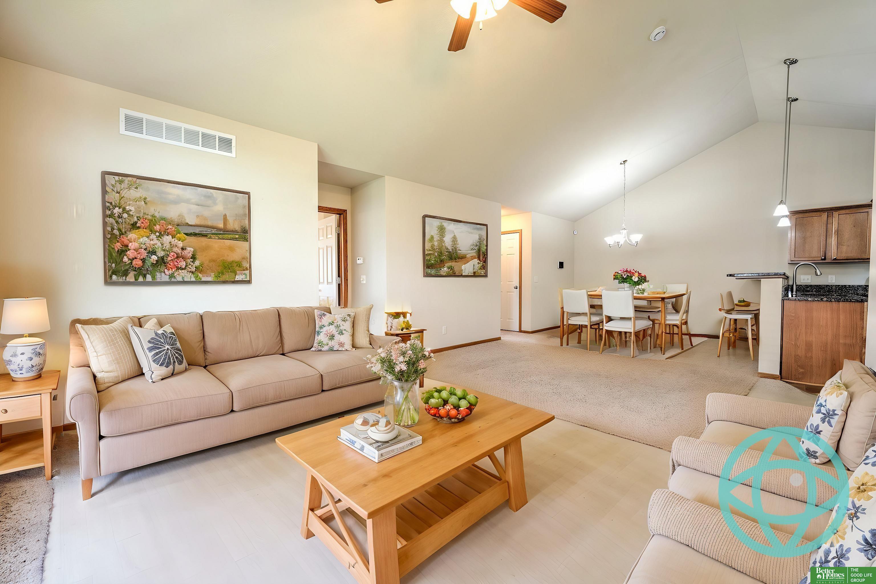 6200 Maple View Drive