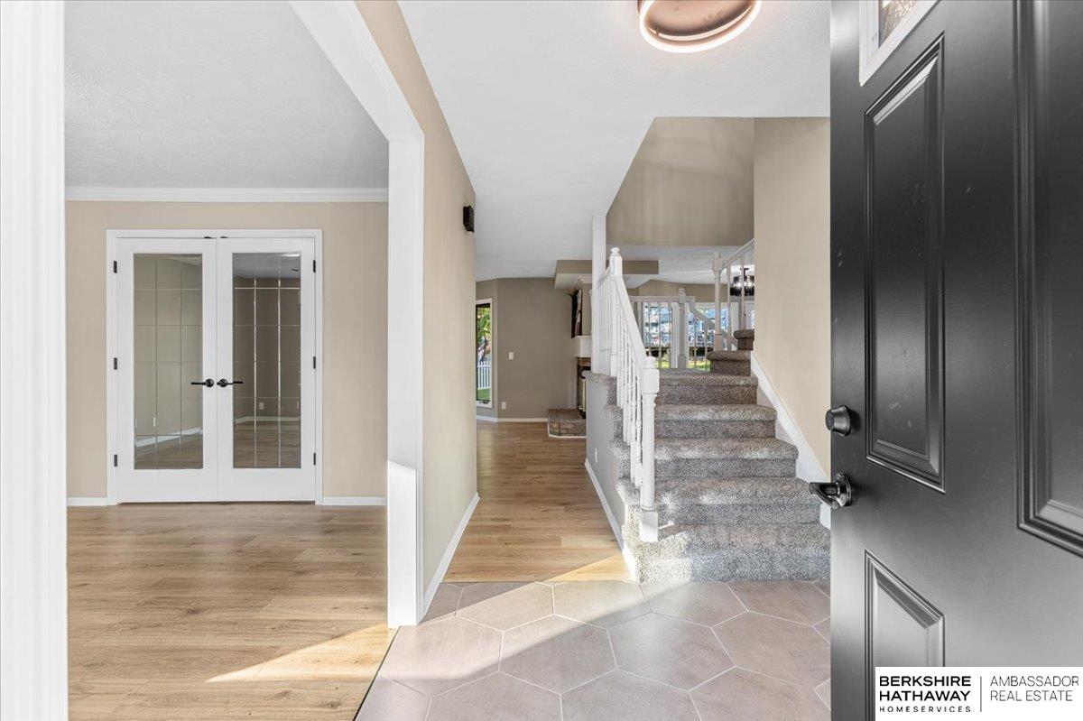 16324 Chicago Circle