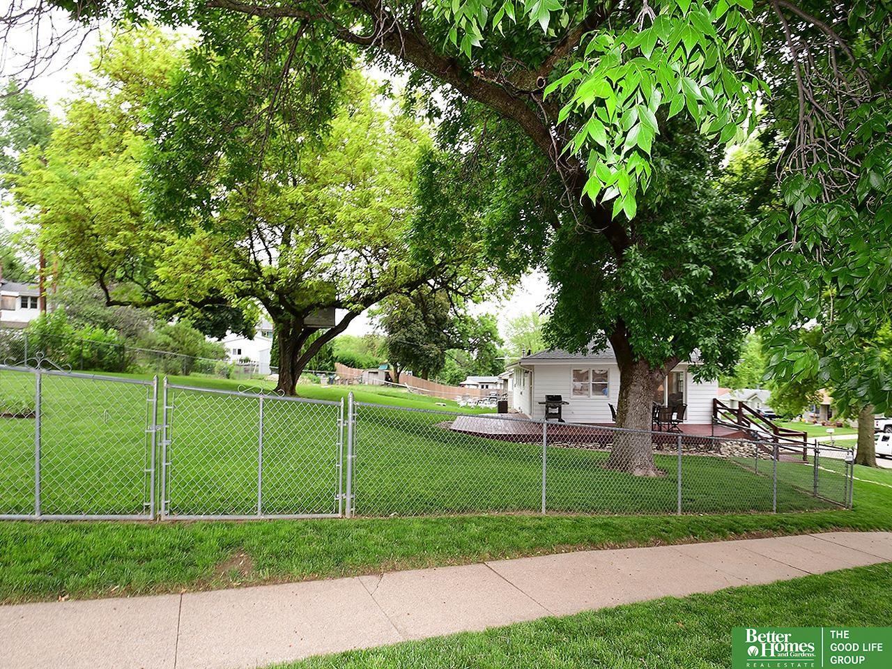 3624 Armbrust Drive