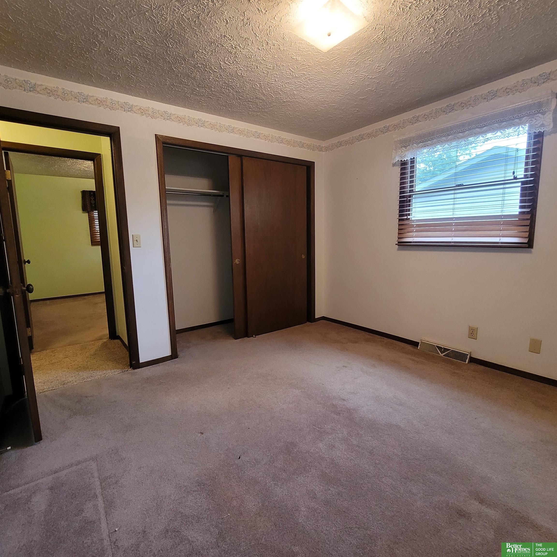 1826 N York Avenue