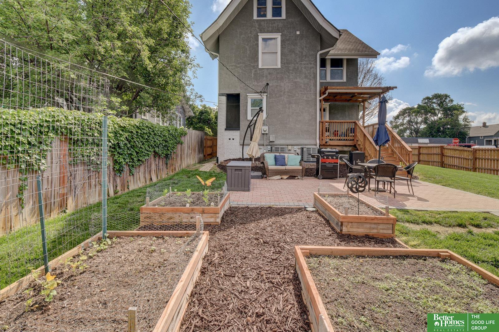 2420 S 32nd Avenue