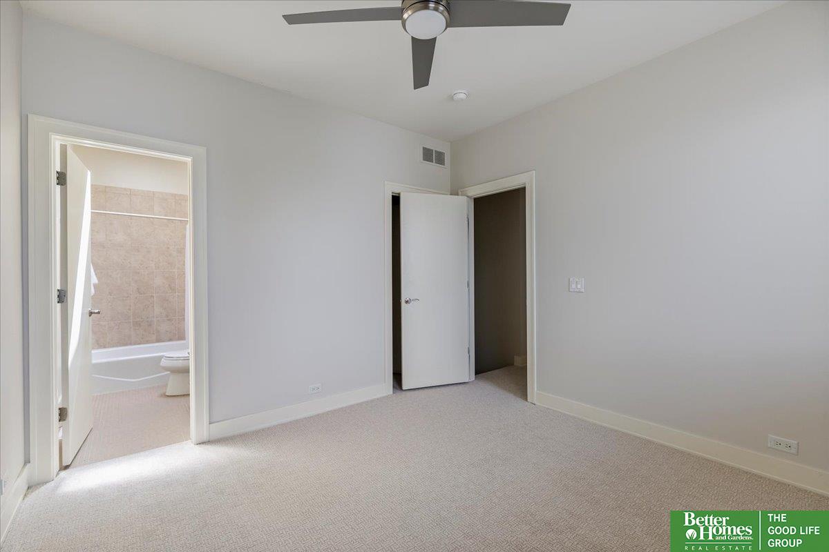 917 S 10th Court