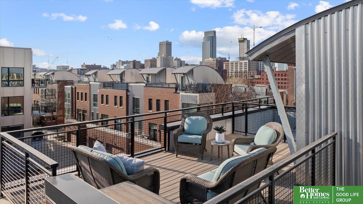 917 S 10th Court