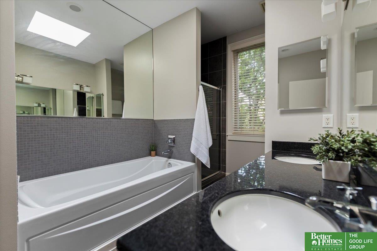 917 S 10th Court