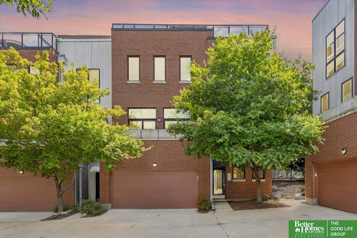 917 S 10th Court