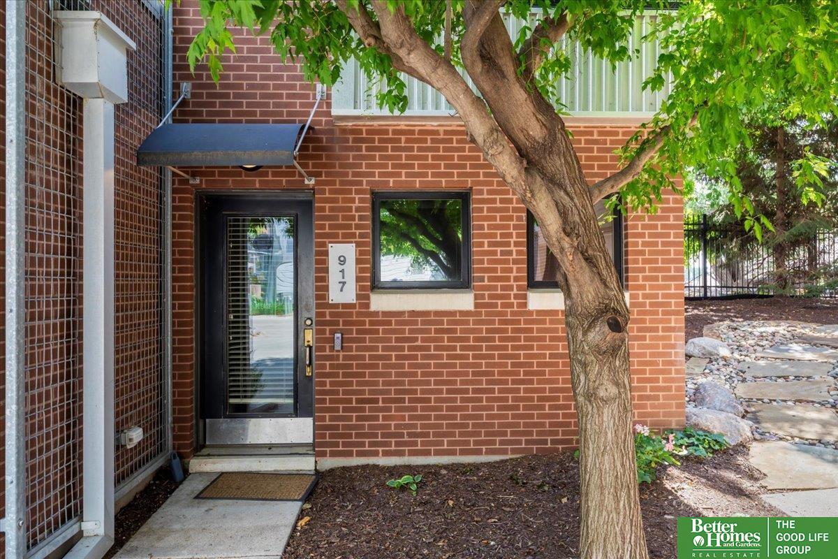917 S 10th Court
