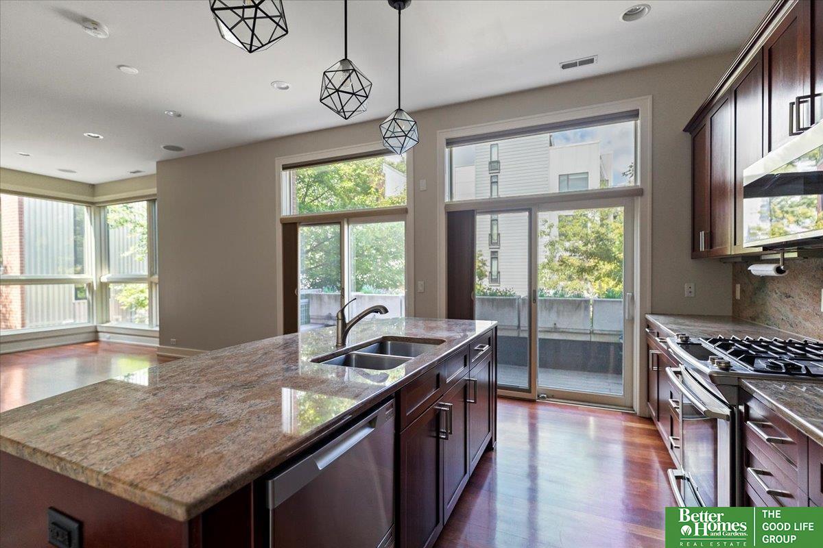 917 S 10th Court