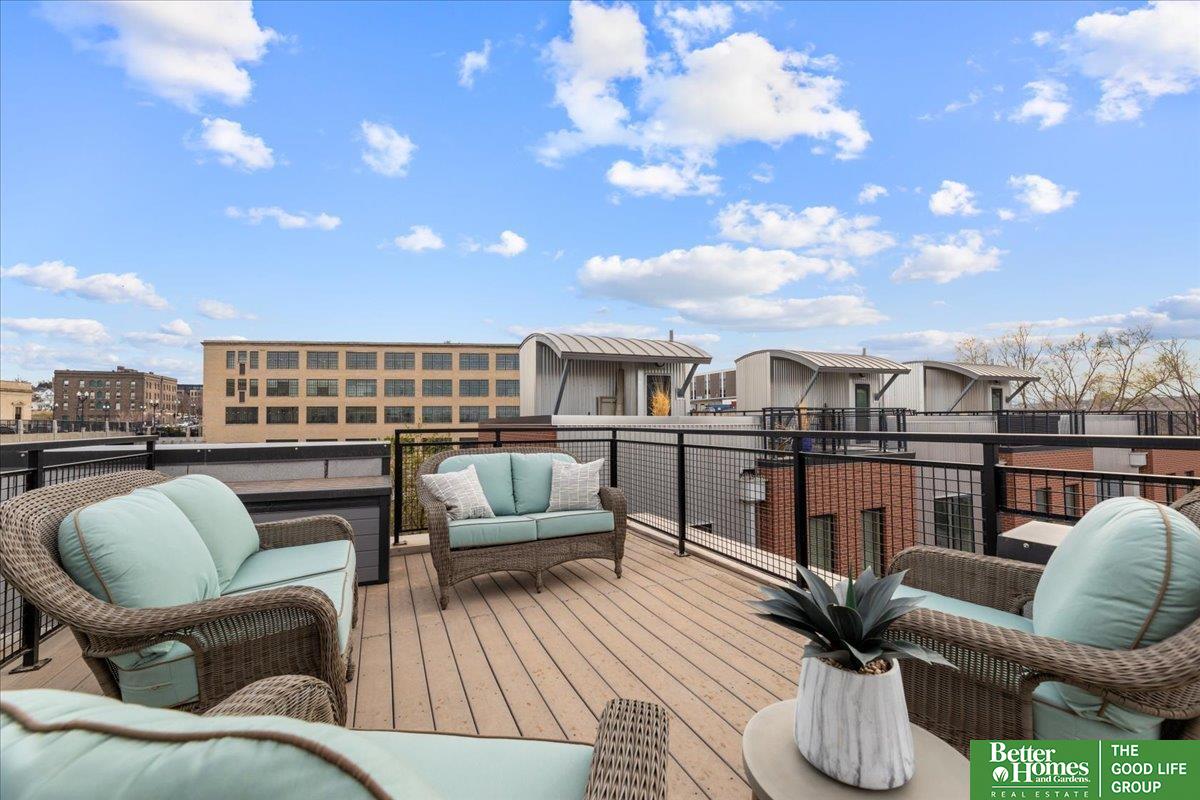 917 S 10th Court