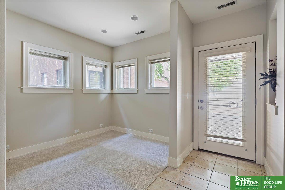 917 S 10th Court