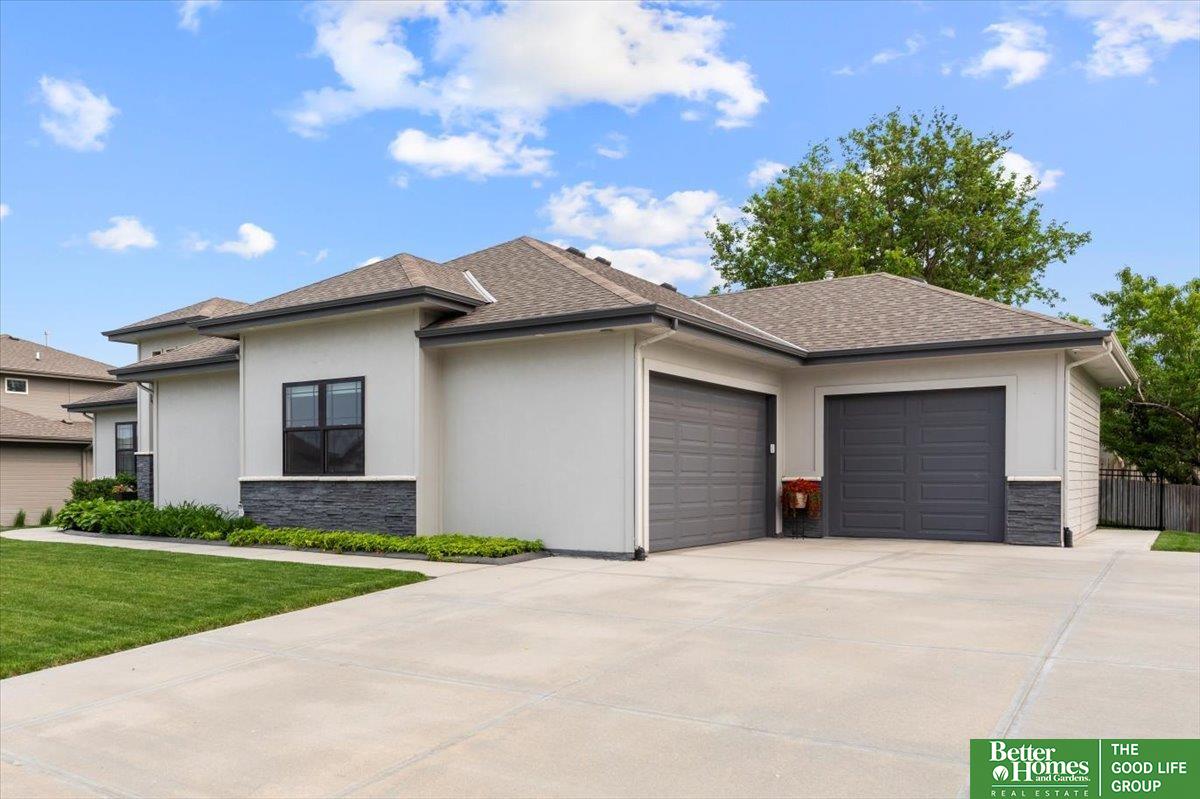 449 Sherwood Drive
