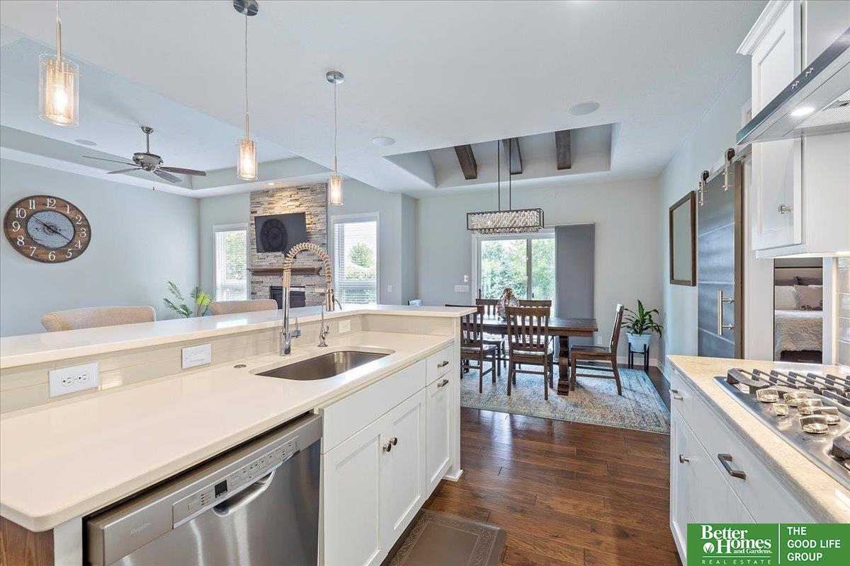 449 Sherwood Drive