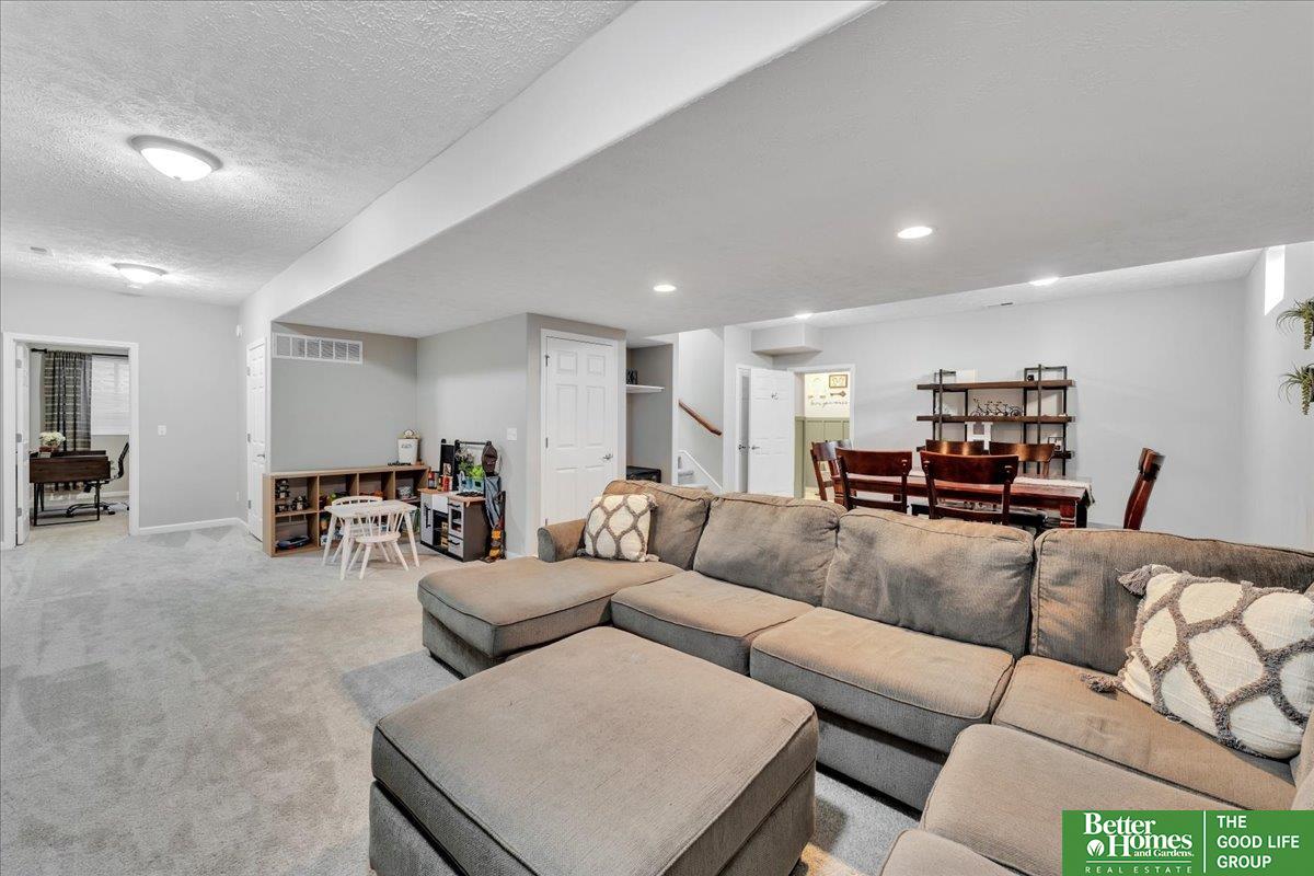 7103 S 193rd Street
