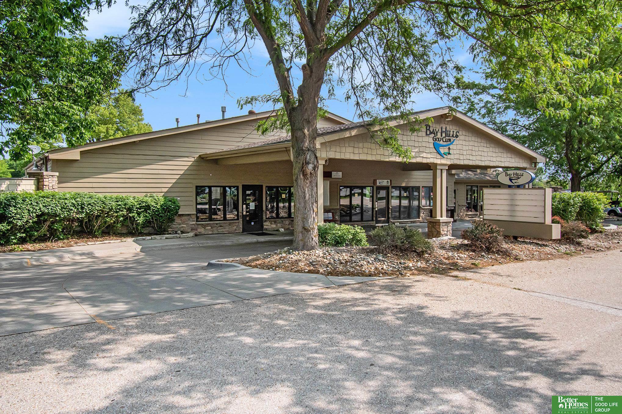 3322 Fairway Drive