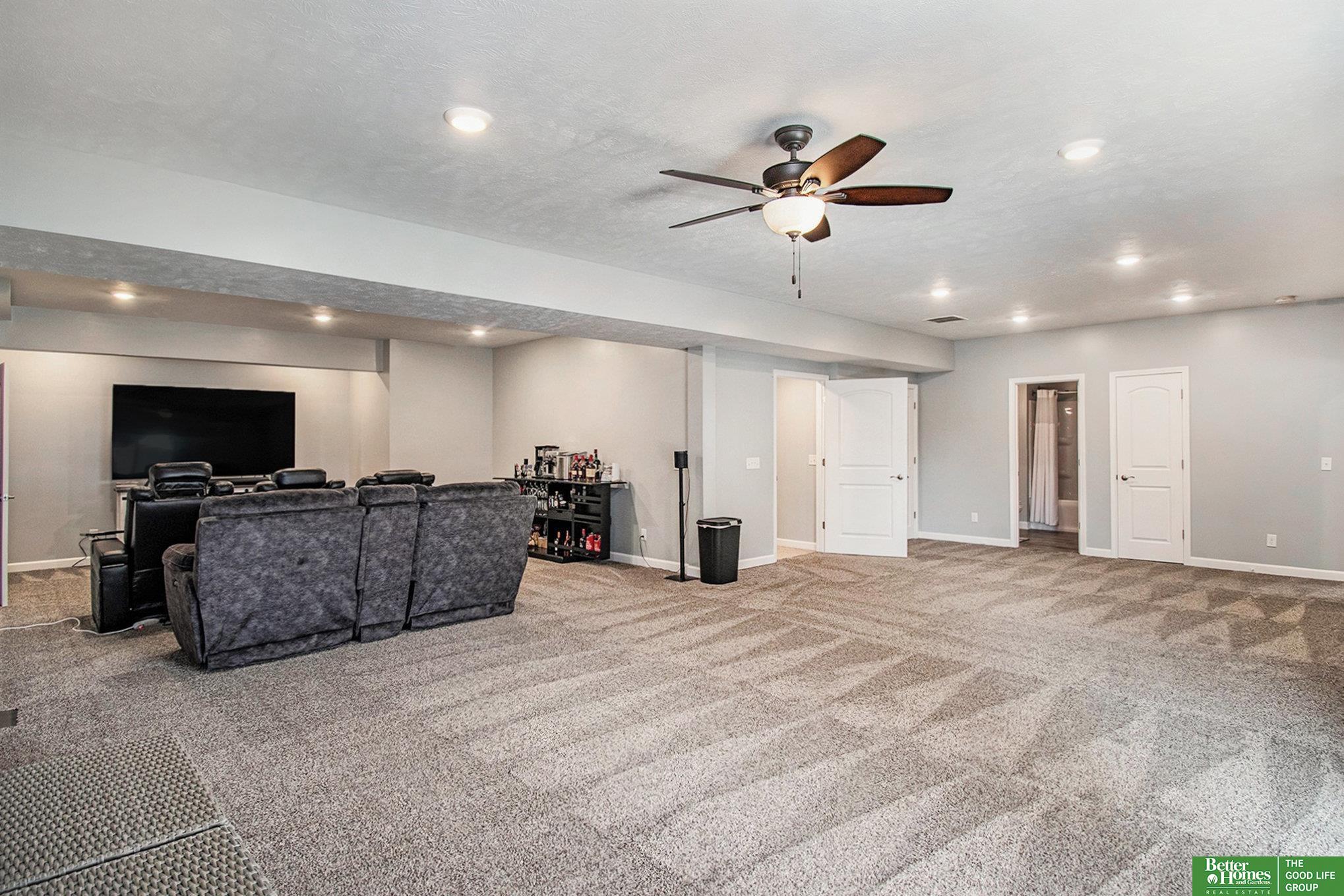 3322 Fairway Drive
