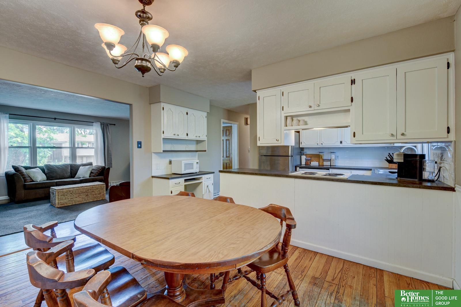 2213 Twin Ridge Drive