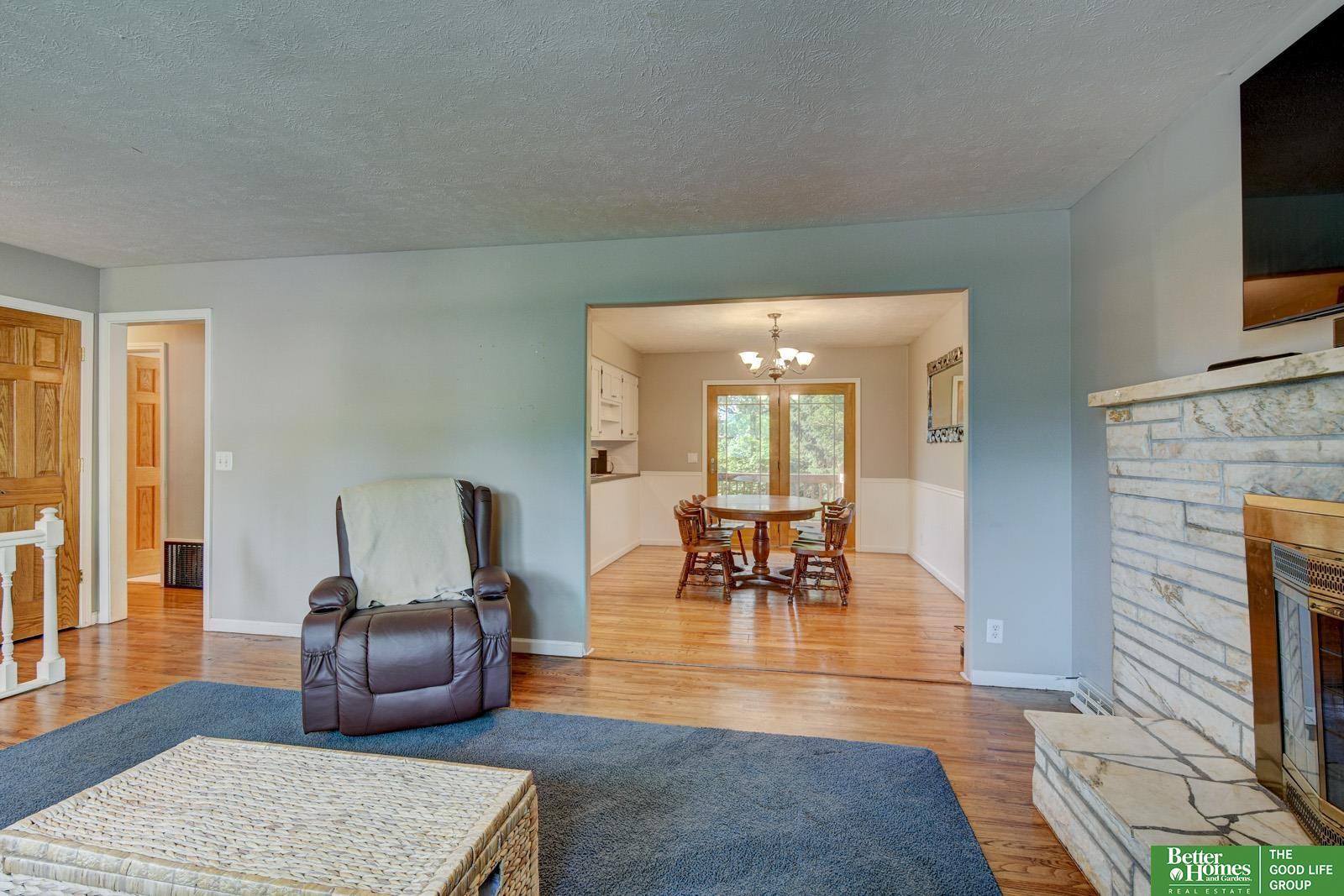 2213 Twin Ridge Drive