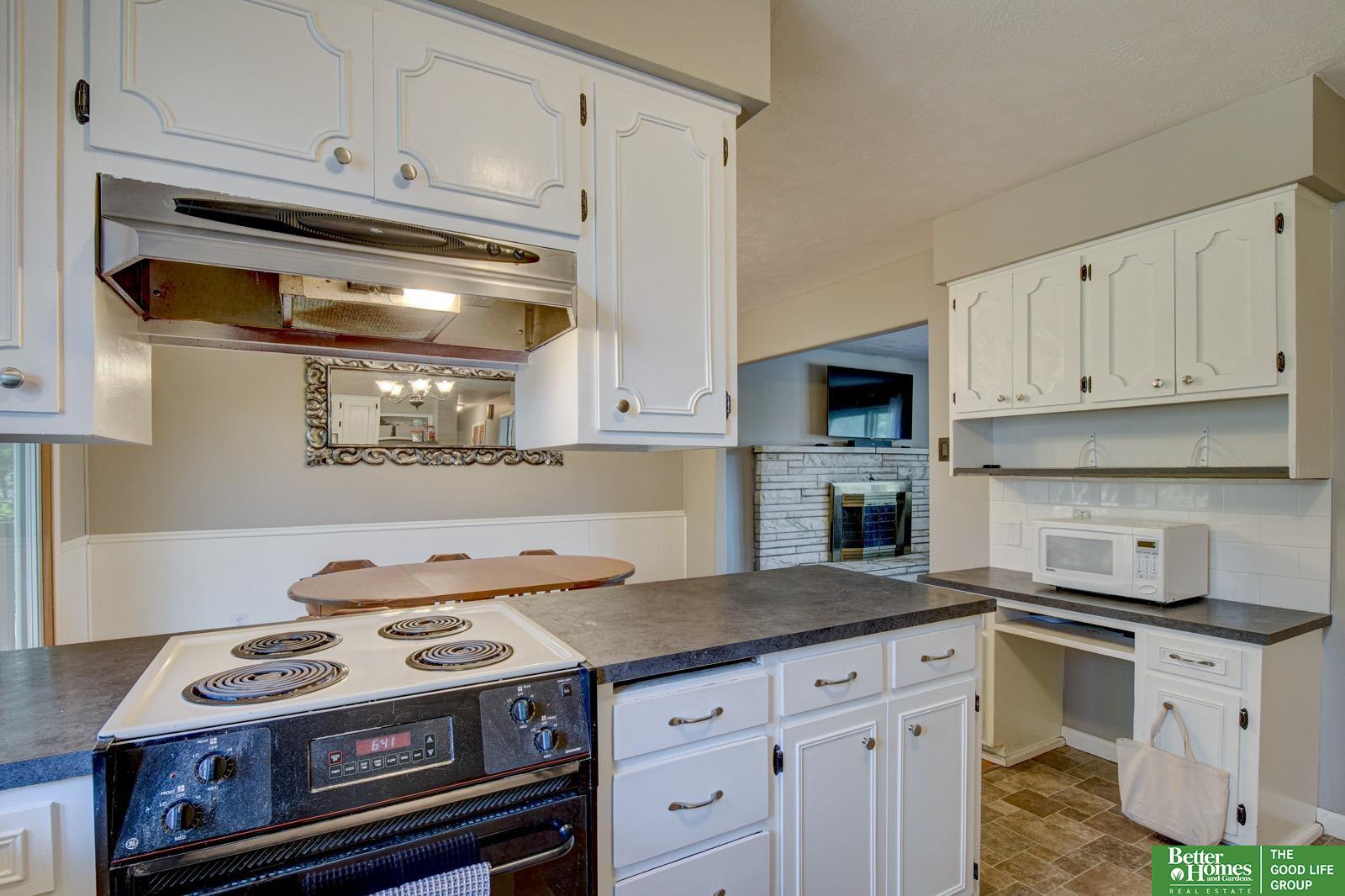 2213 Twin Ridge Drive