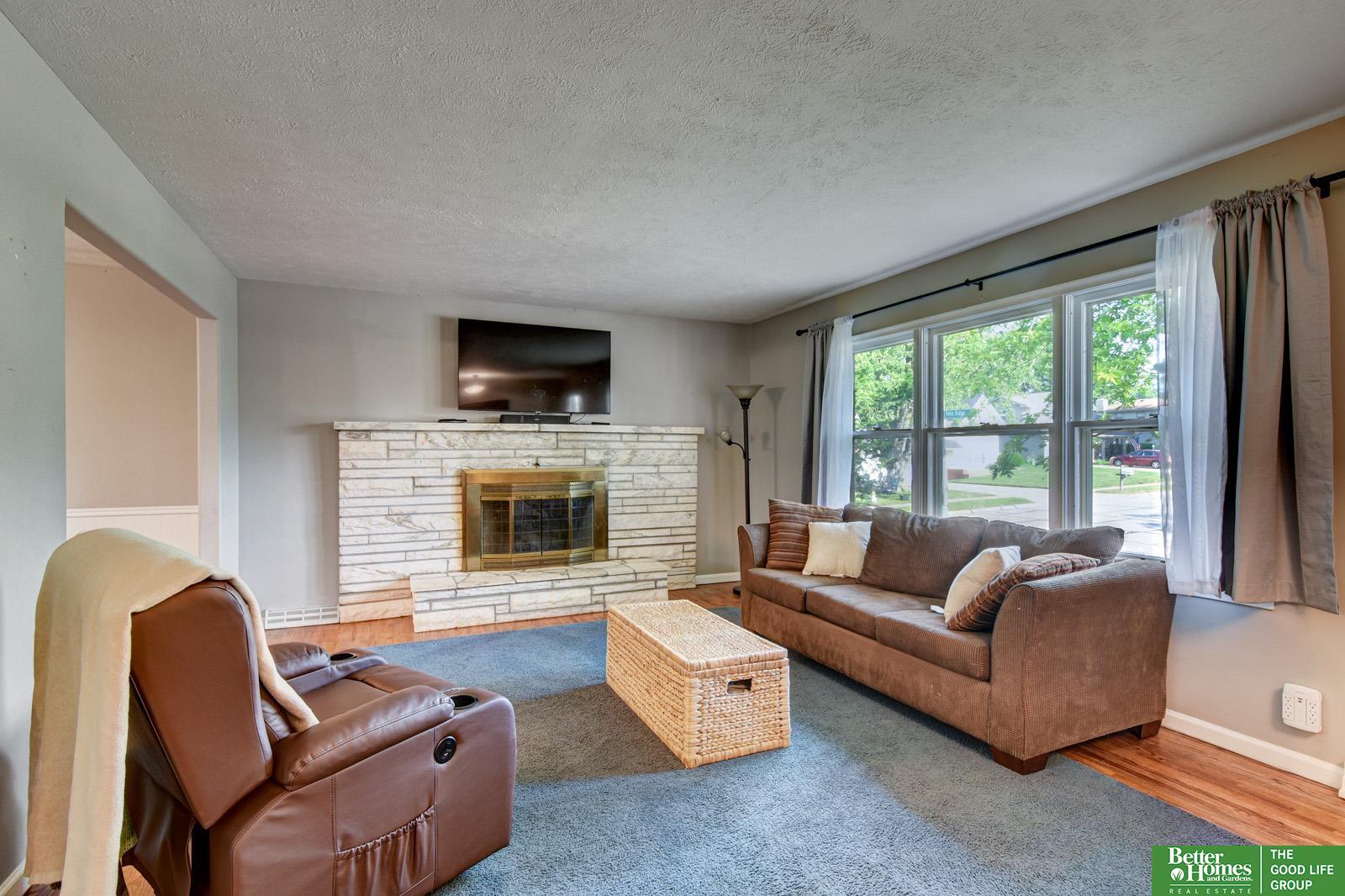 2213 Twin Ridge Drive